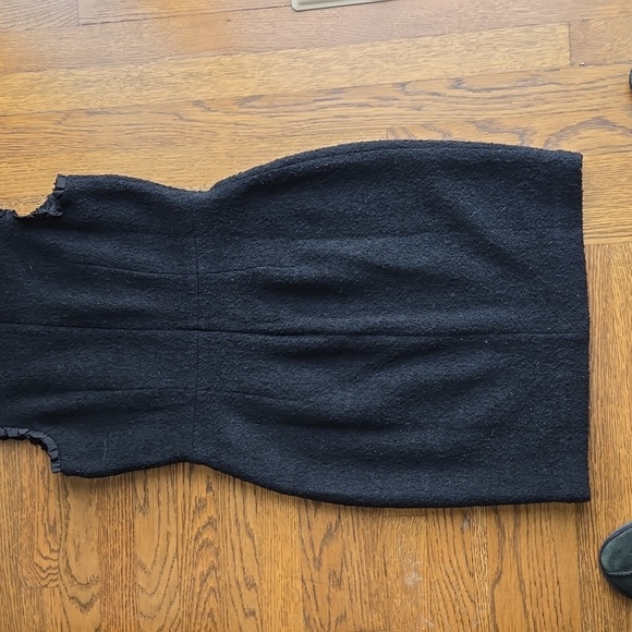 Banana Republic Wool Blend Black Sleeveless Lined Dress Ruffled Accents 8 - Picture 6 of 10